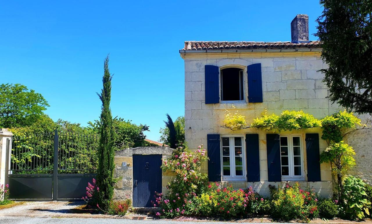 Le Clos de l'Amiral Preguillac Extérieur photo